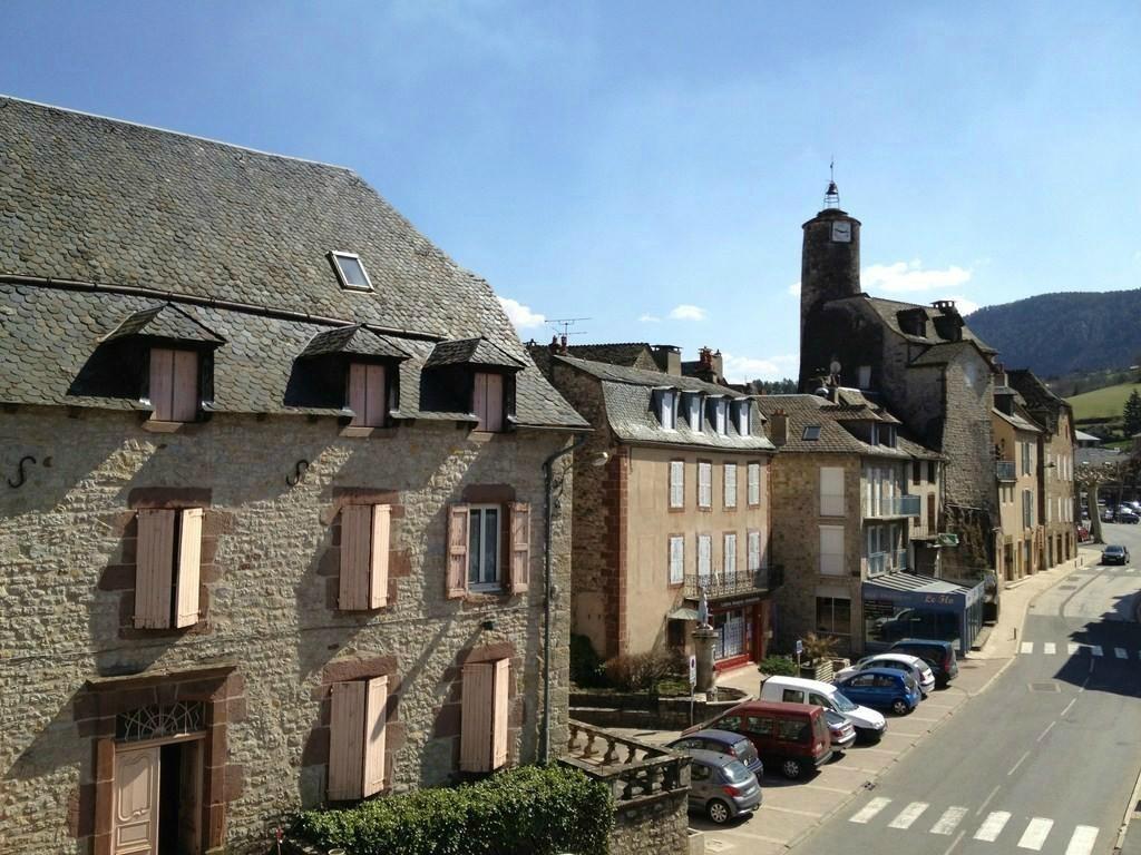 Hôtel parking privé La Canourgue